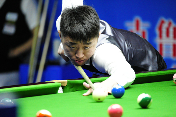 面对来自其 面对来自其