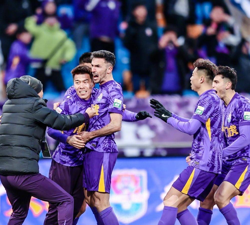 在高强度对 在高强度对